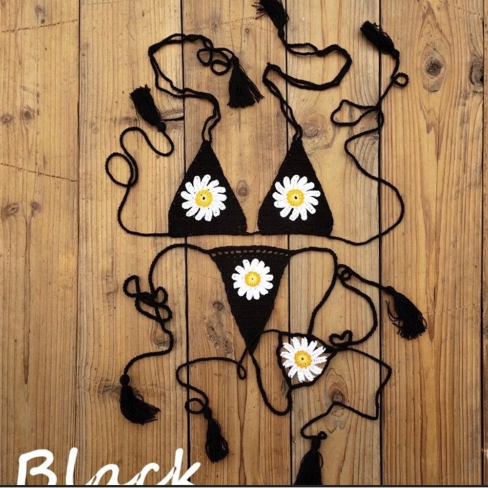 Black Daisy Crochet Bikini Set
